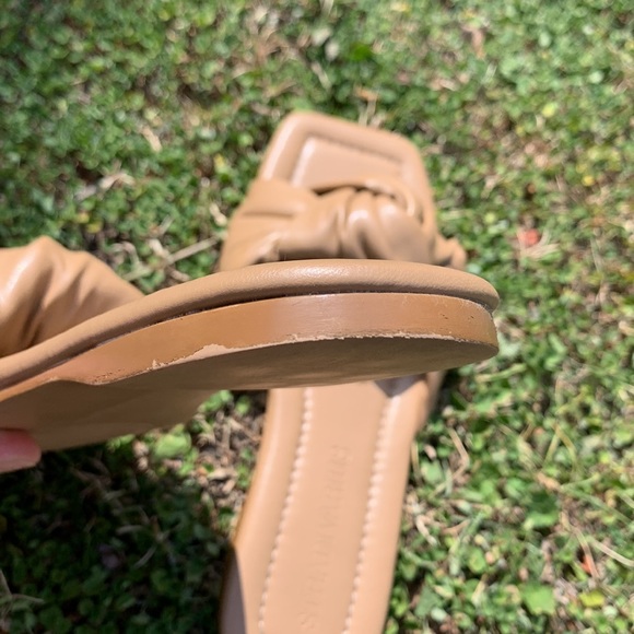Stradivarius Padded Knot Flat Tan Sandal Slides - Picture 11 of 12